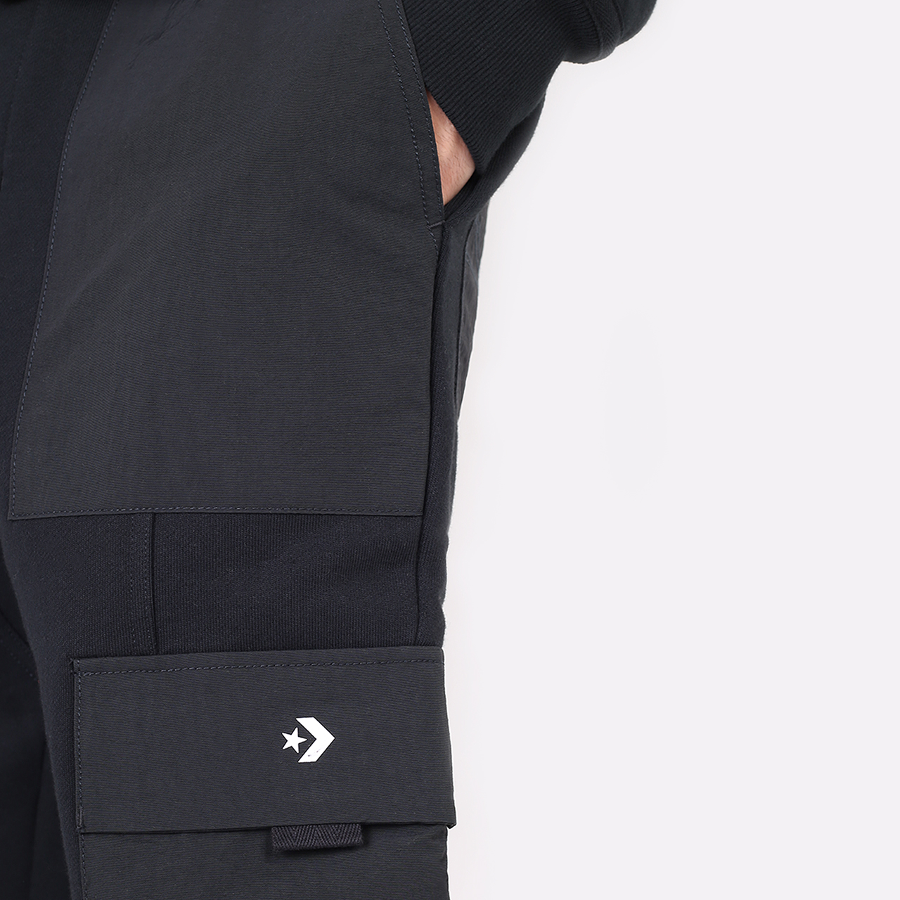 мужские черные брюки Converse Pant 10023692001 - цена, описание, фото 5